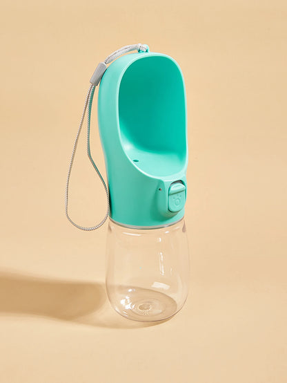 Portable Dog Water Bottle – Leak-Resistant, Built-in Bowl.